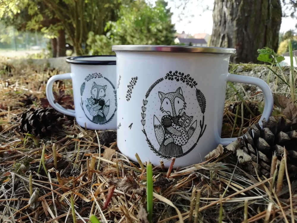 Plecháček Liška nosící 