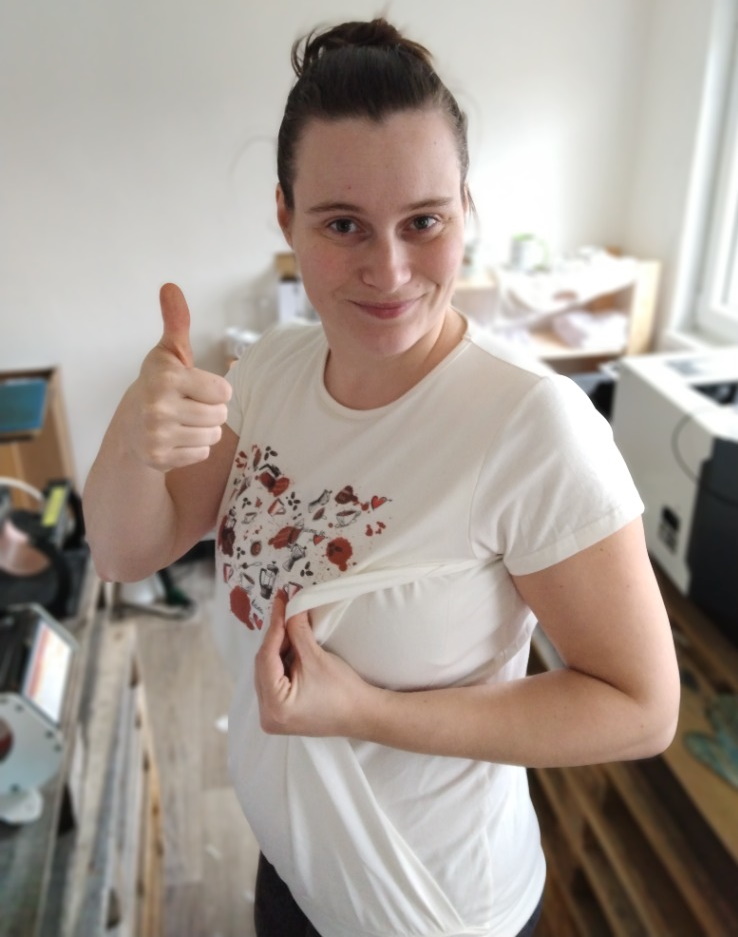 Kojící halenka Kafe je láska